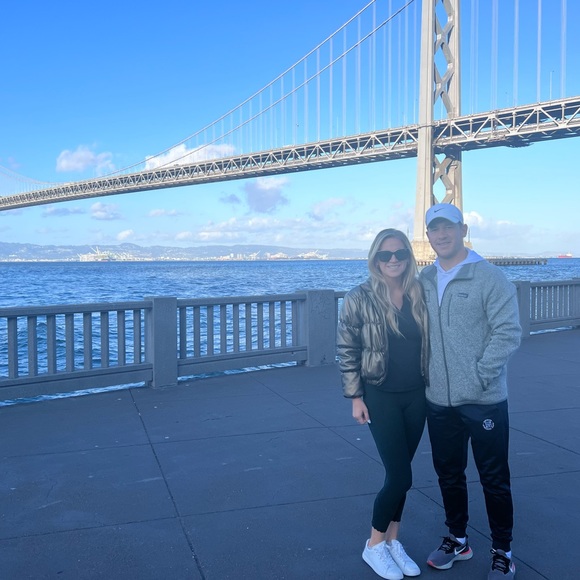 Meet your Posher, Lauren - Picture 7 of 7